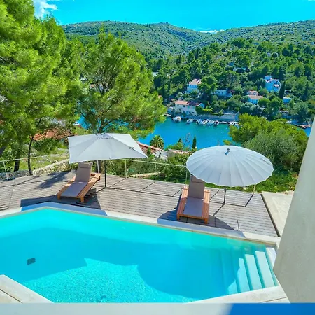 别墅 Luxury Sea Angel Brac With Heated Pool *