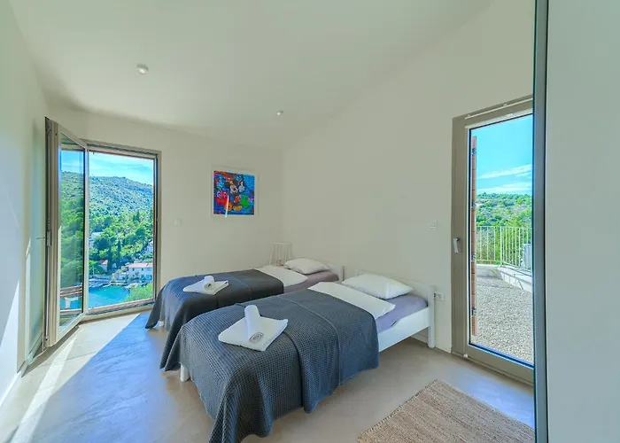 Villa Luxury Sea Angel Brac With Heated Pool